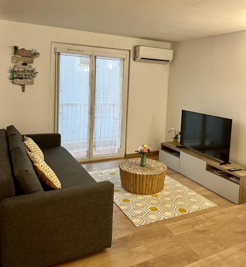 Perle Rare A 250M De La Plage ! Climatise Avec Parking, Balcon & Wifi Sainte-Maxime Exterior foto